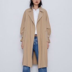ZARA / CAMEL TRENCH COAT / SIZE XS